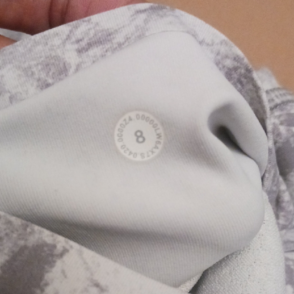 lululemon athletica Gray Patterned Leggings - Picture 11 of 13